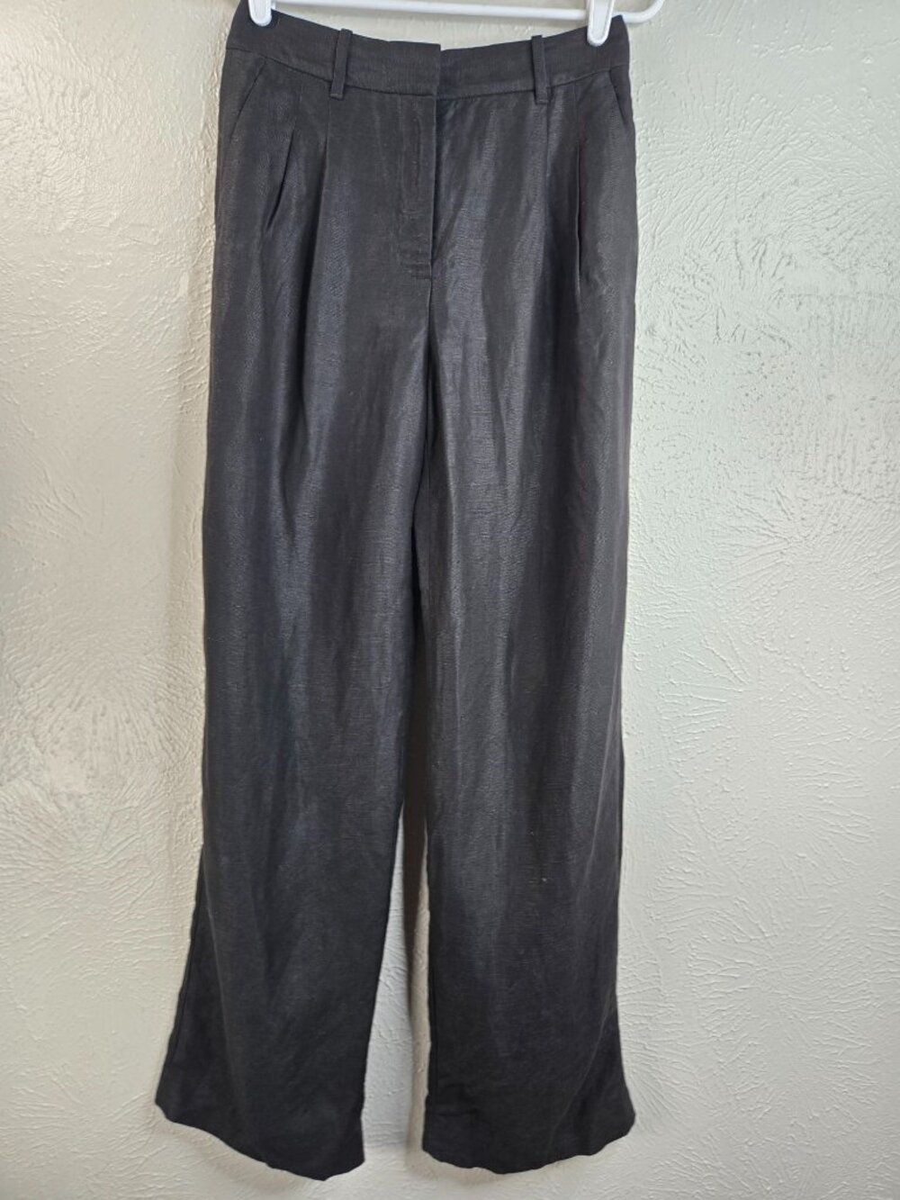 Aritzia Straight Pants 4 Black Pleated Linen Minimalist Heritage Preppy Trousers - Picture 2 of 11